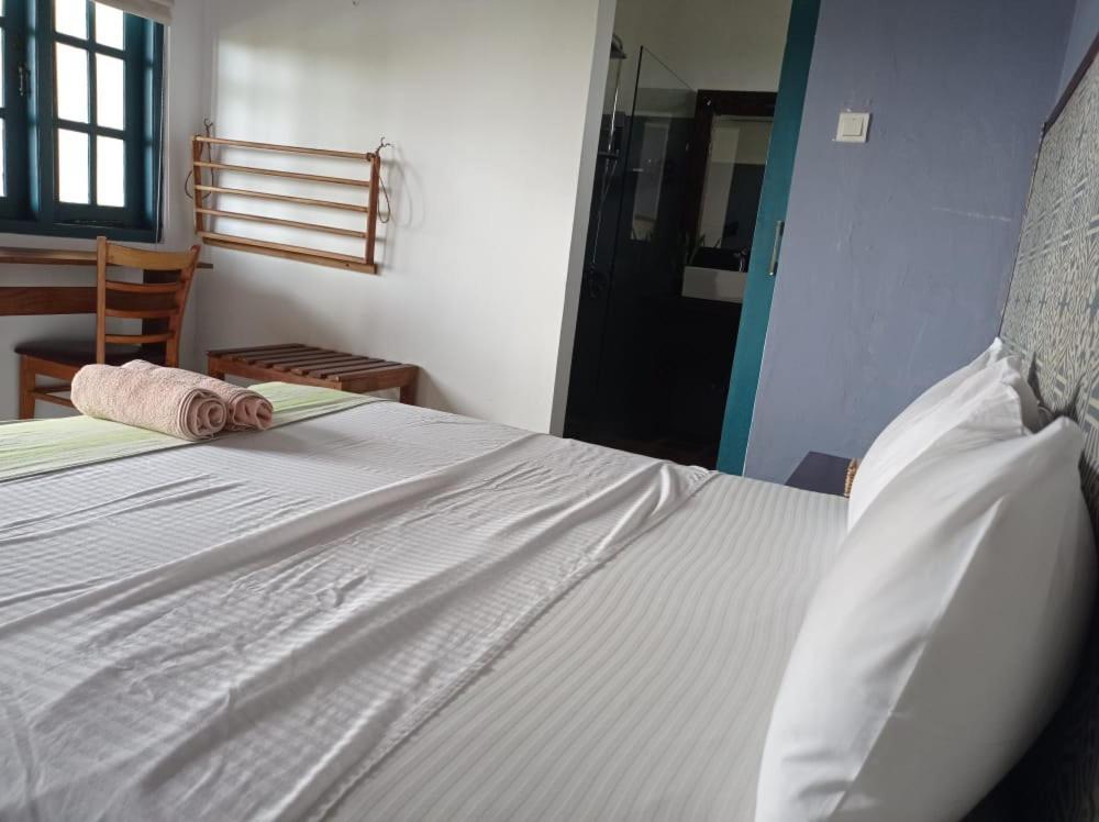 Hôtel Toddy Unawatuna Extérieur photo