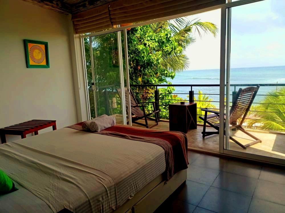 Hôtel Toddy Unawatuna Extérieur photo